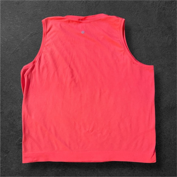 lululemon athletica Vibrant Coral Muscle Tank - Picture 2 of 4